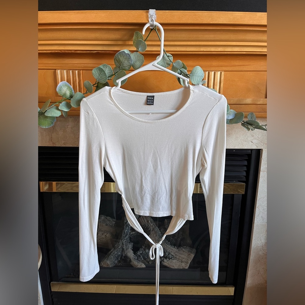 SHEIN tie back crop top